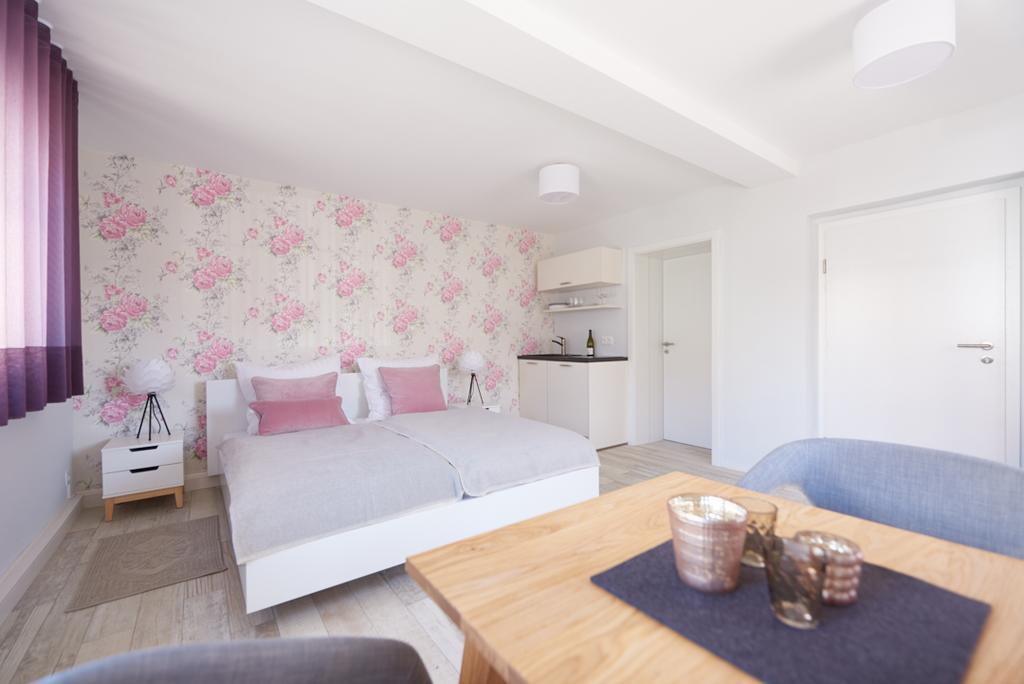 Bei Meyers Schlafen & Feiern Hotell Bohlen  Exteriör bild